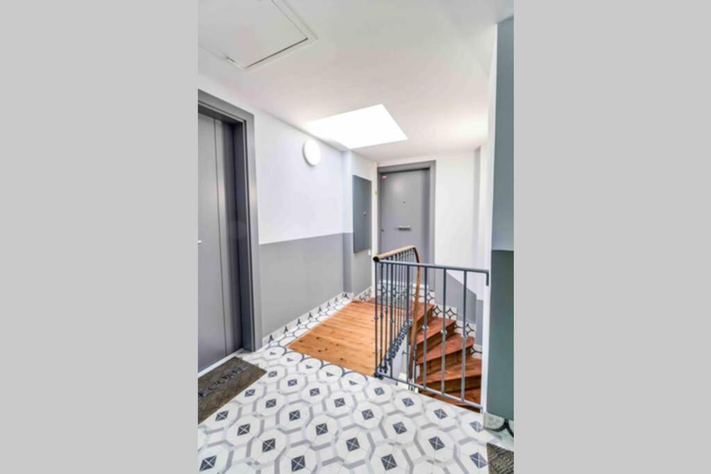 빌프랑슈쉬르메르 New Design Studio Walking To The Beach And Shops 아파트 외부 사진